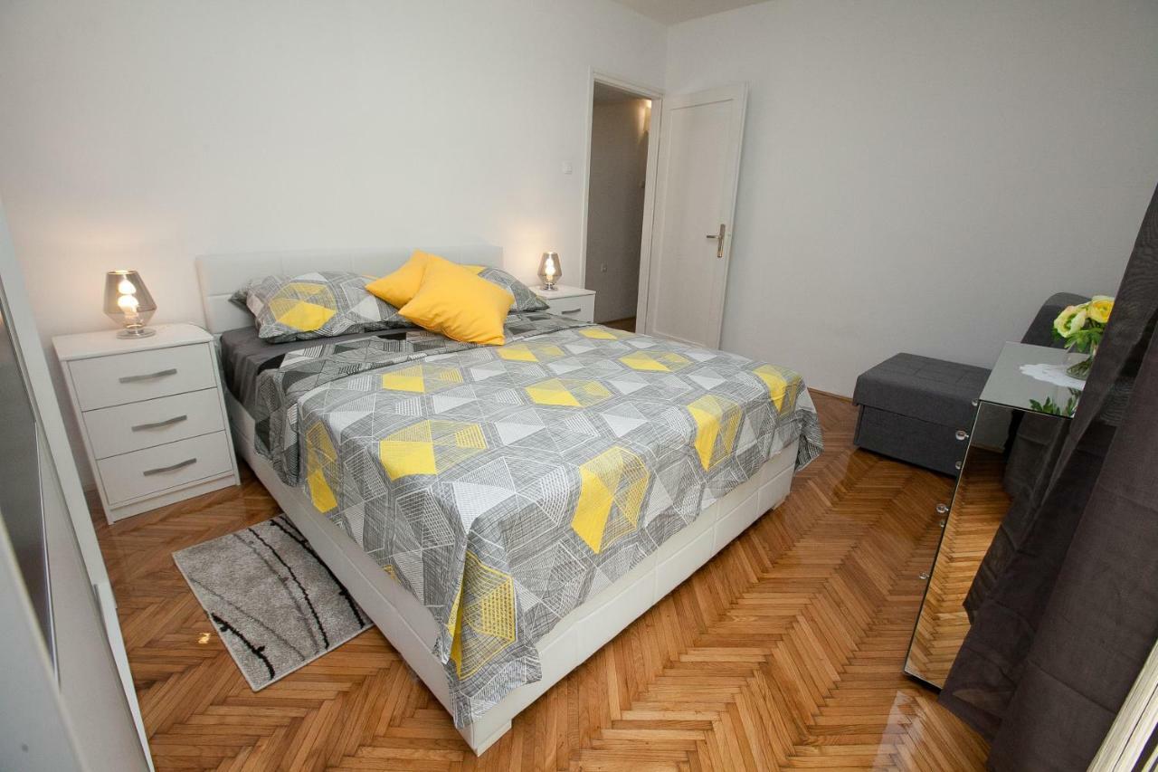 Downtown Apartment Kole Zadar Exterior photo